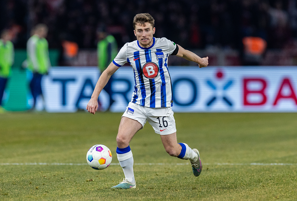 开云体育入口-柏林赫塔在比赛中展现出色表现，夺得胜利的简单介绍