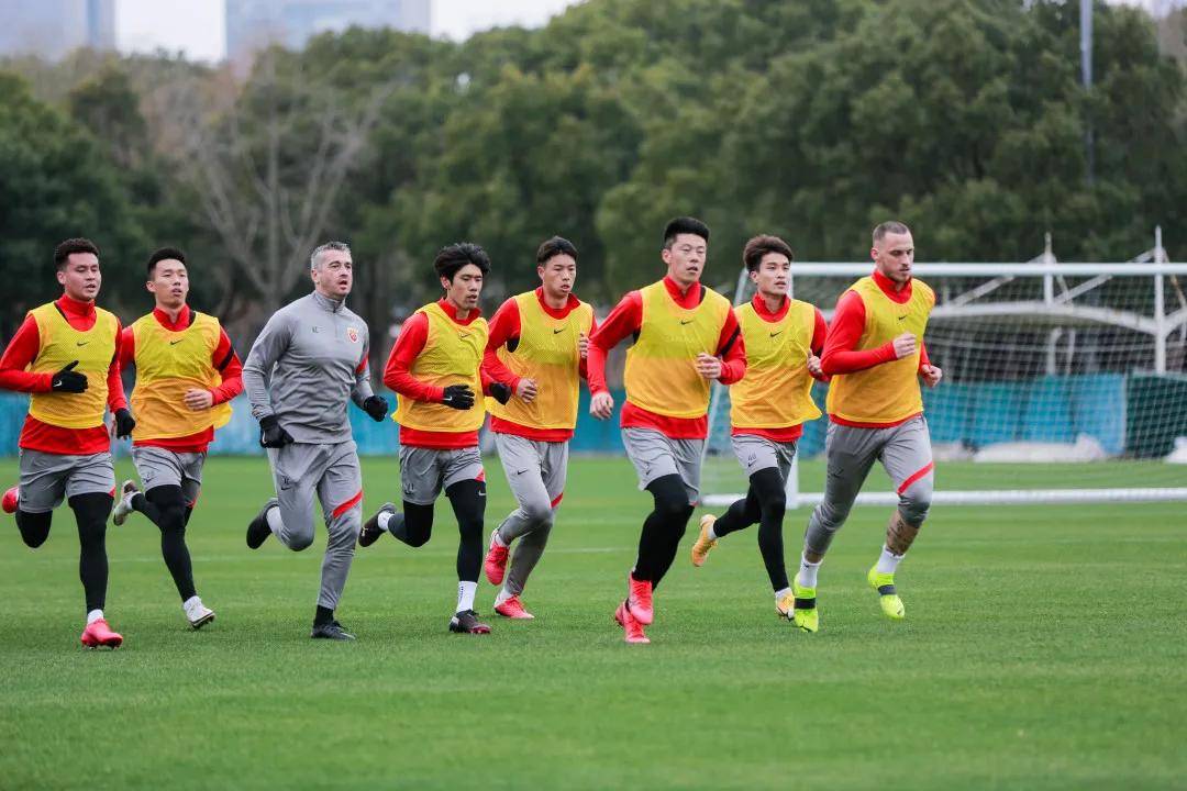 教练团队发布了对球员们表现的评价