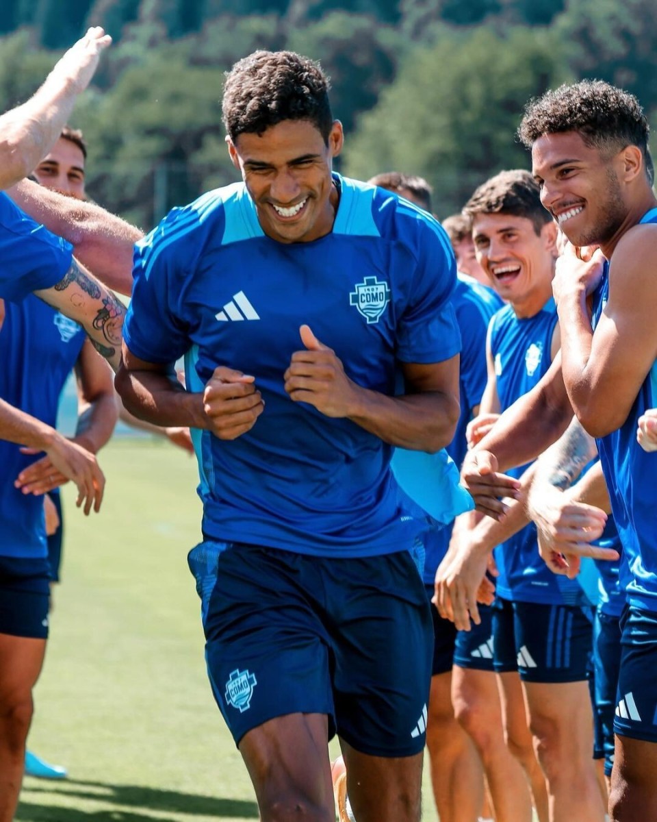 开云体育中国-球员在社交媒体上晒出训练场上的努力