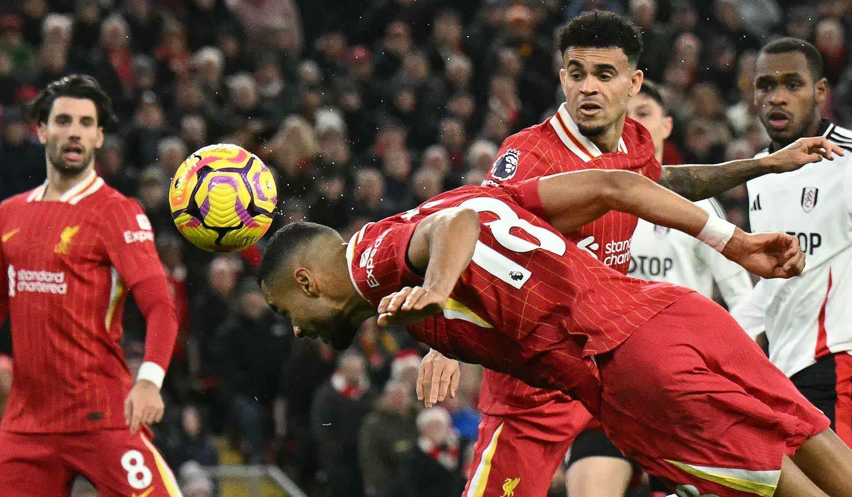 开云体育登录-利物浦主场绝平托特纳姆，英超争冠局势变数增加