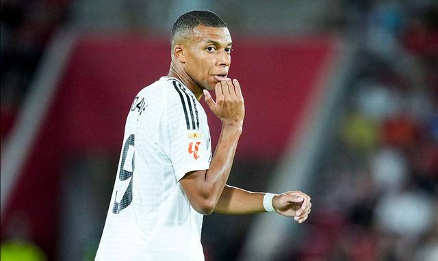 情绪紧张!球员心急失误导致失球的简单介绍 情绪紧张!球员心急失误导致失球的简单介绍