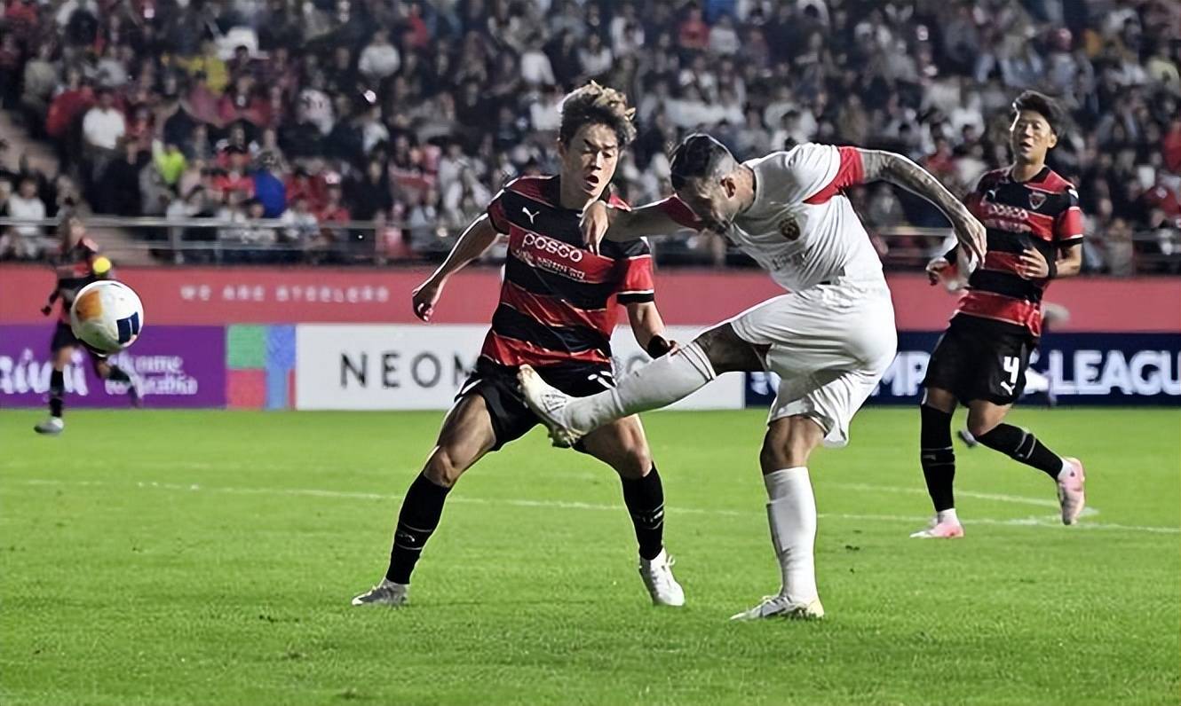 上港国脚助攻连续,展现极佳状态 上港国脚助攻连续,展现极佳状态