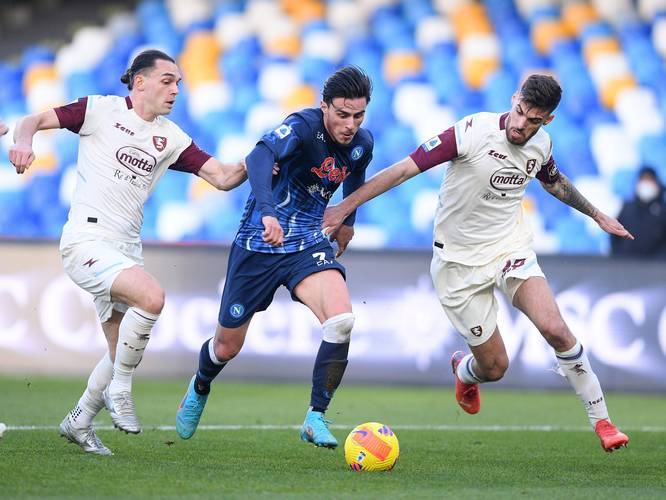 沙拉维梅开二度,帮助博洛尼亚击败那不勒斯的简单介绍 沙拉维梅开二度,帮助博洛尼亚击败那不勒斯的简单介绍