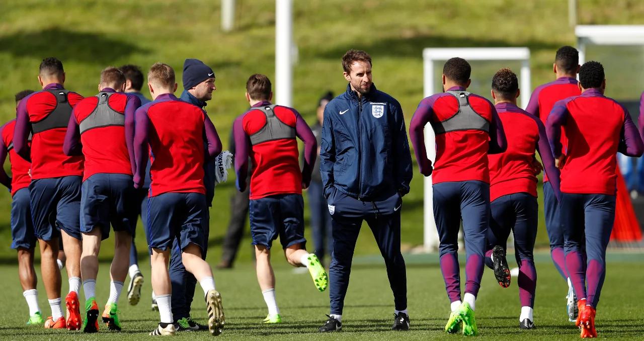 芬兰队主场战胜挪威队,晋级下一轮 芬兰队主场战胜挪威队,晋级下一轮