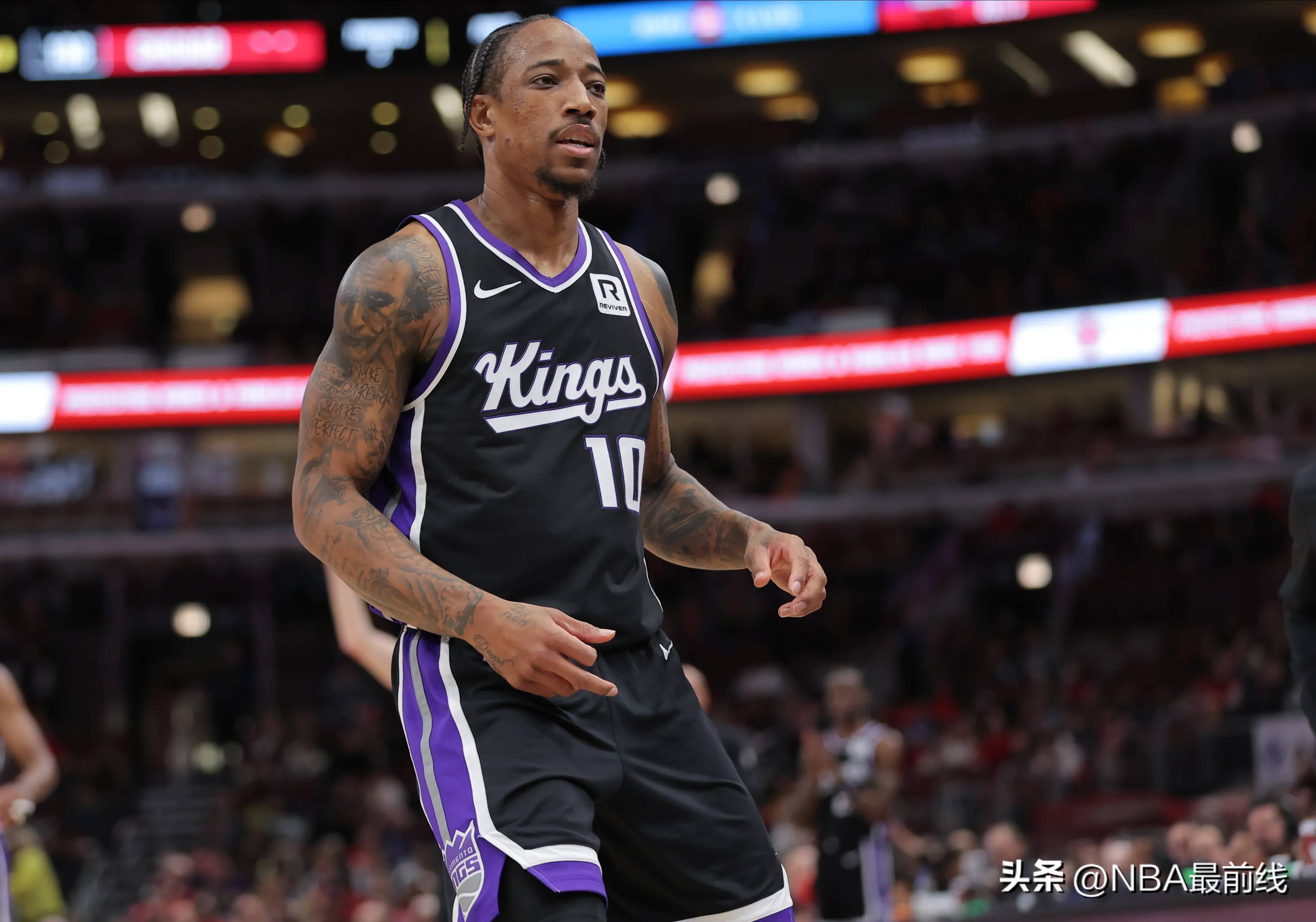 开云体育在线-马刺后卫德罗赞：球队需要更多变化节奏