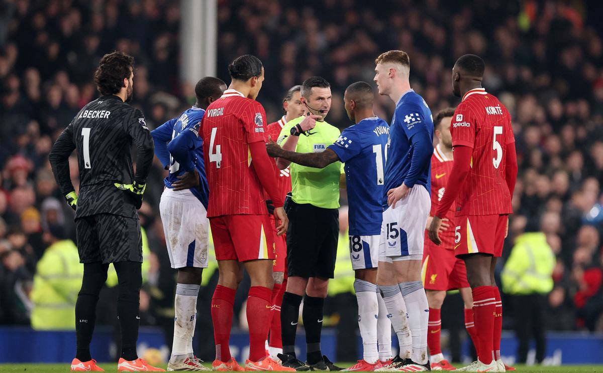 开云下载-利物浦客场大败，领先优势被压缩