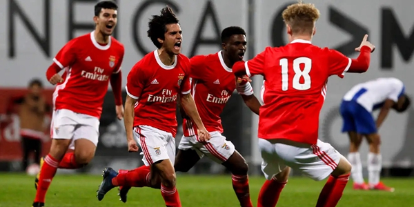 开云体育在线-葡萄牙球队面临财务困难，球员工资遭受影响