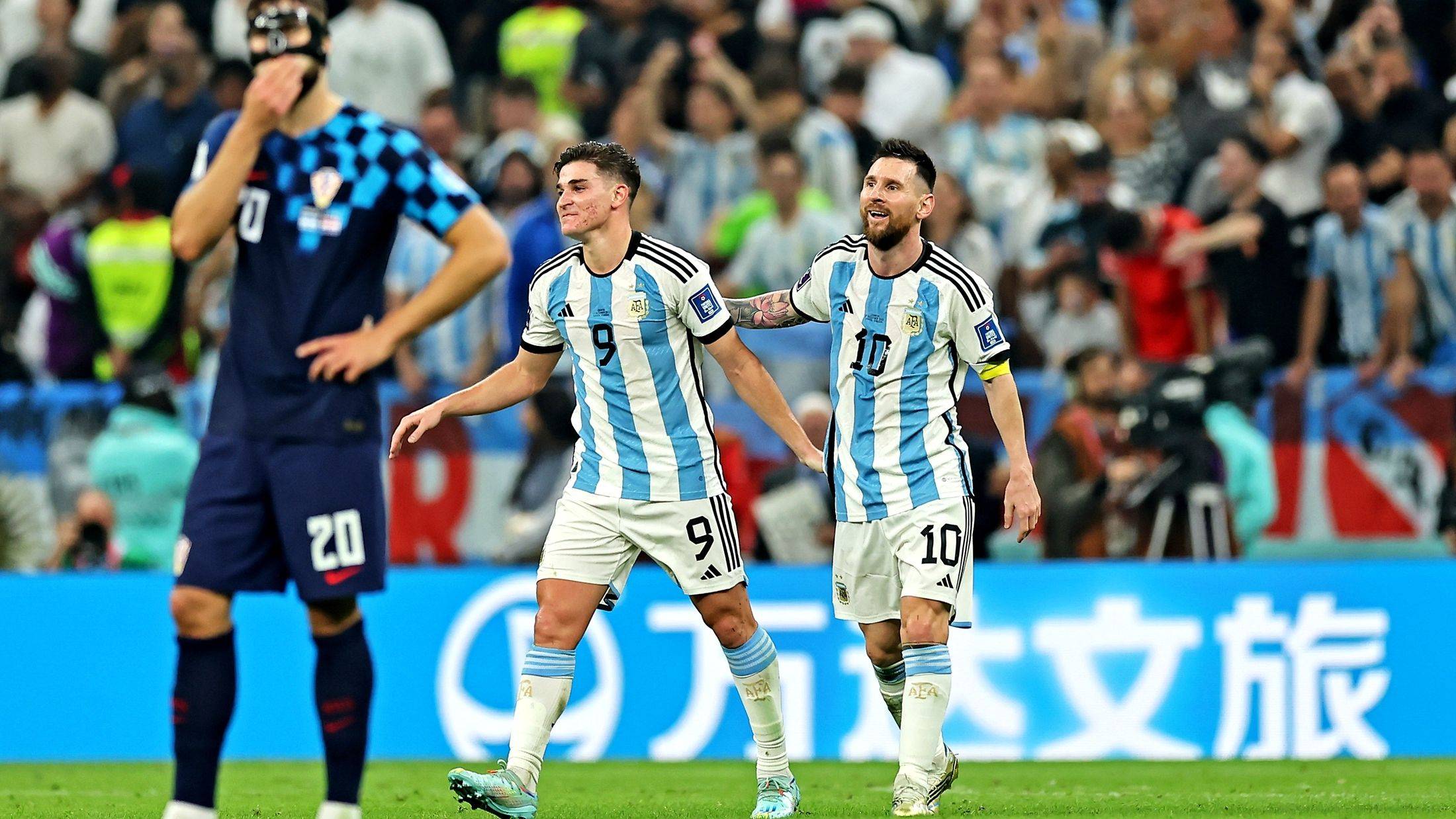 包含尤文战平拜仁,梅西梅开二度世界杯的词条 包含尤文战平拜仁,梅西梅开二度世界杯的词条