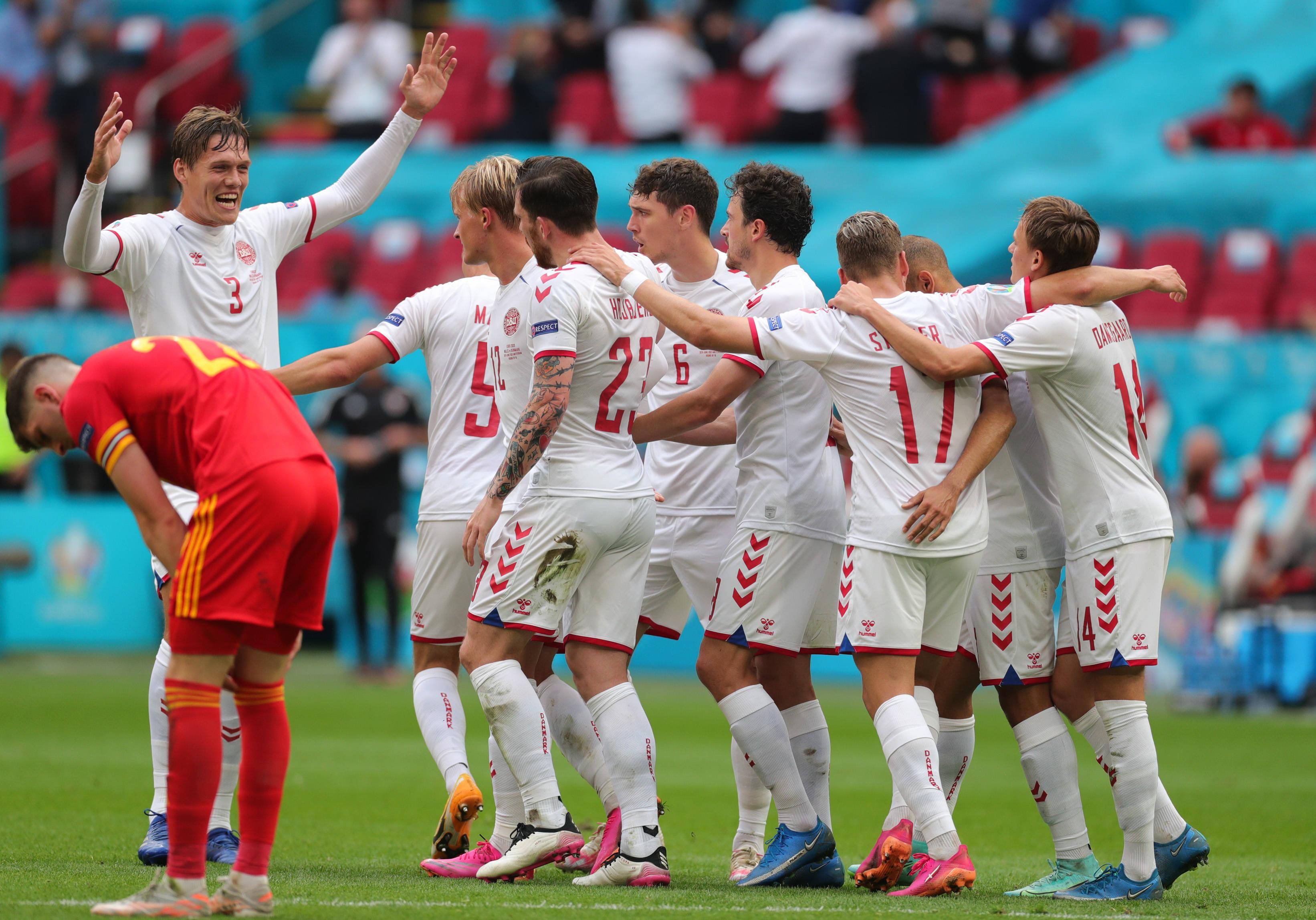 关于瑞典大胜俄罗斯,欧预赛精彩赛事的信息 关于瑞典大胜俄罗斯,欧预赛精彩赛事的信息