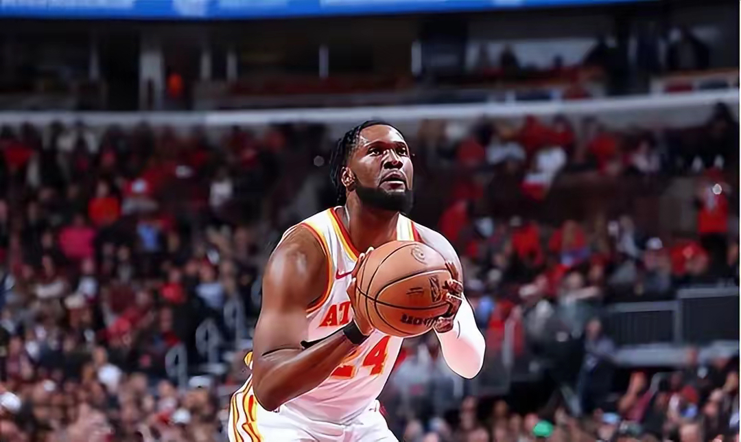 内线球员篮板球抢得多攻防两端发威的简单介绍 内线球员篮板球抢得多攻防两端发威的简单介绍