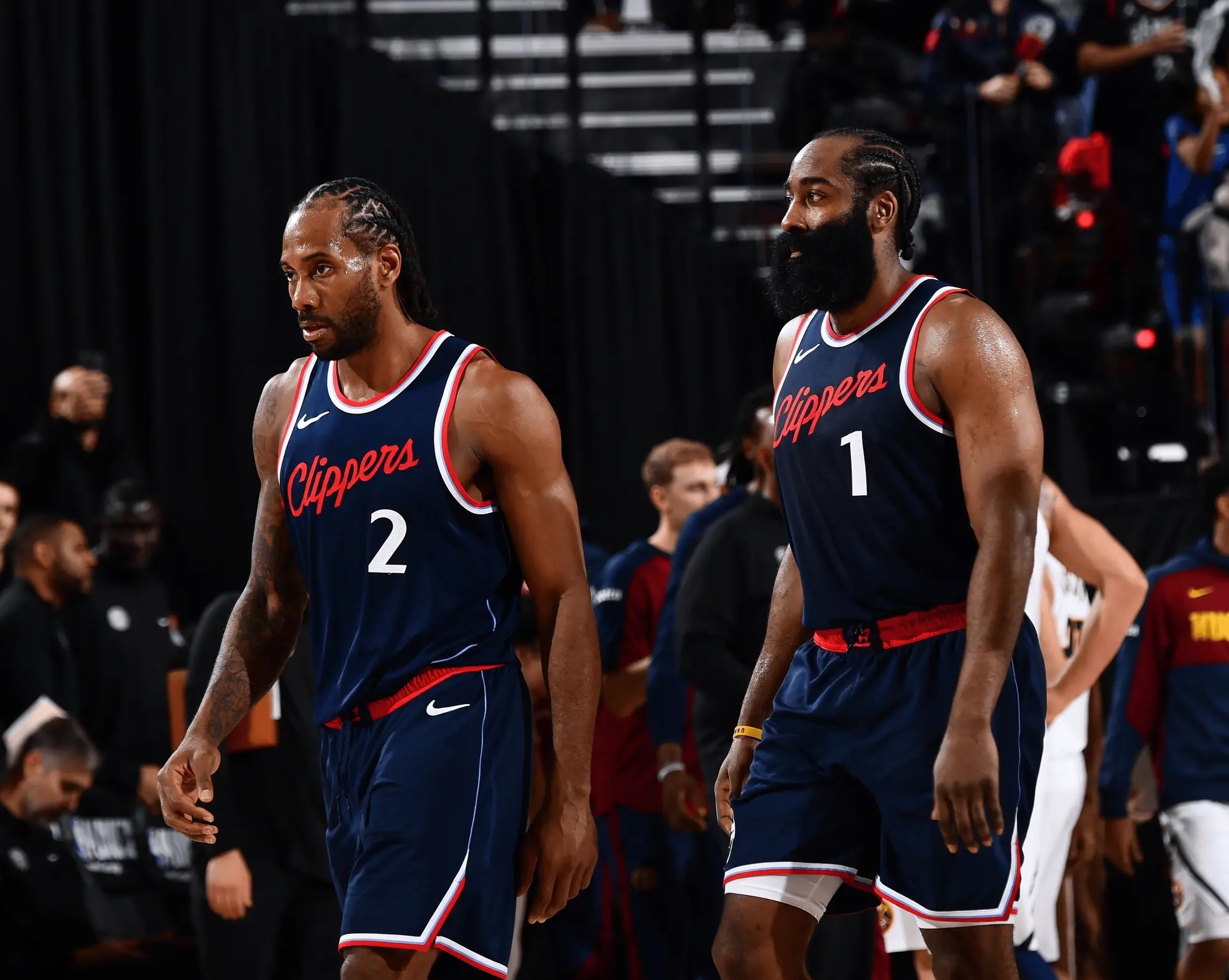 开云体育入口-包含快船三巨头合砍80分擒猛龙的词条