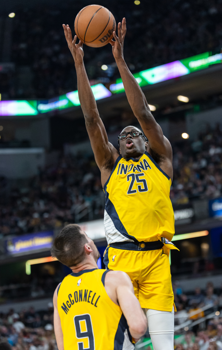 开云体育登录-湖人击败掘金，晋级季后赛