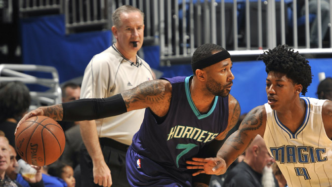 开云体育官网-网队客场逆转黄蜂结束两连败