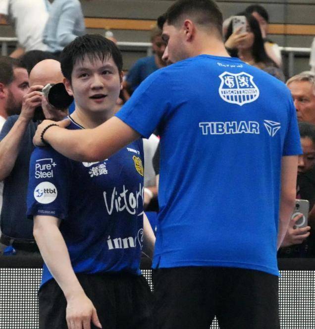 开云体育官方网站-包含韩国乒乓球队鏖战奥地利乒乓球队，樊振东送出助攻的词条