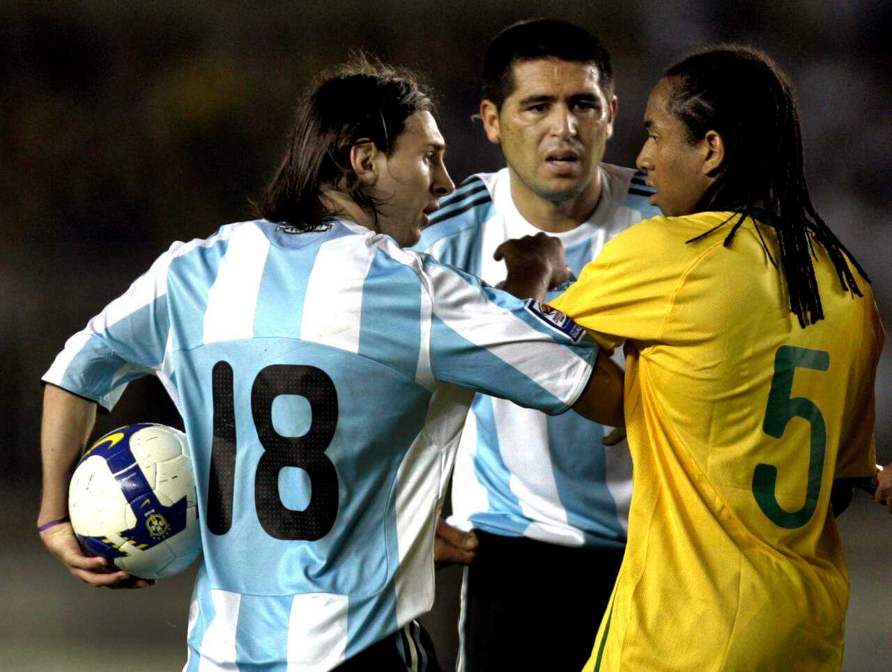 开云平台-冰球迎来宿敌之战,恩怨再续的简单介绍