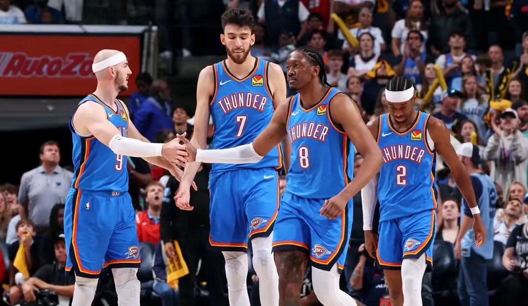 雷霆险胜浙江队,麦科勒姆刷新纪录 雷霆险胜浙江队,麦科勒姆刷新纪录