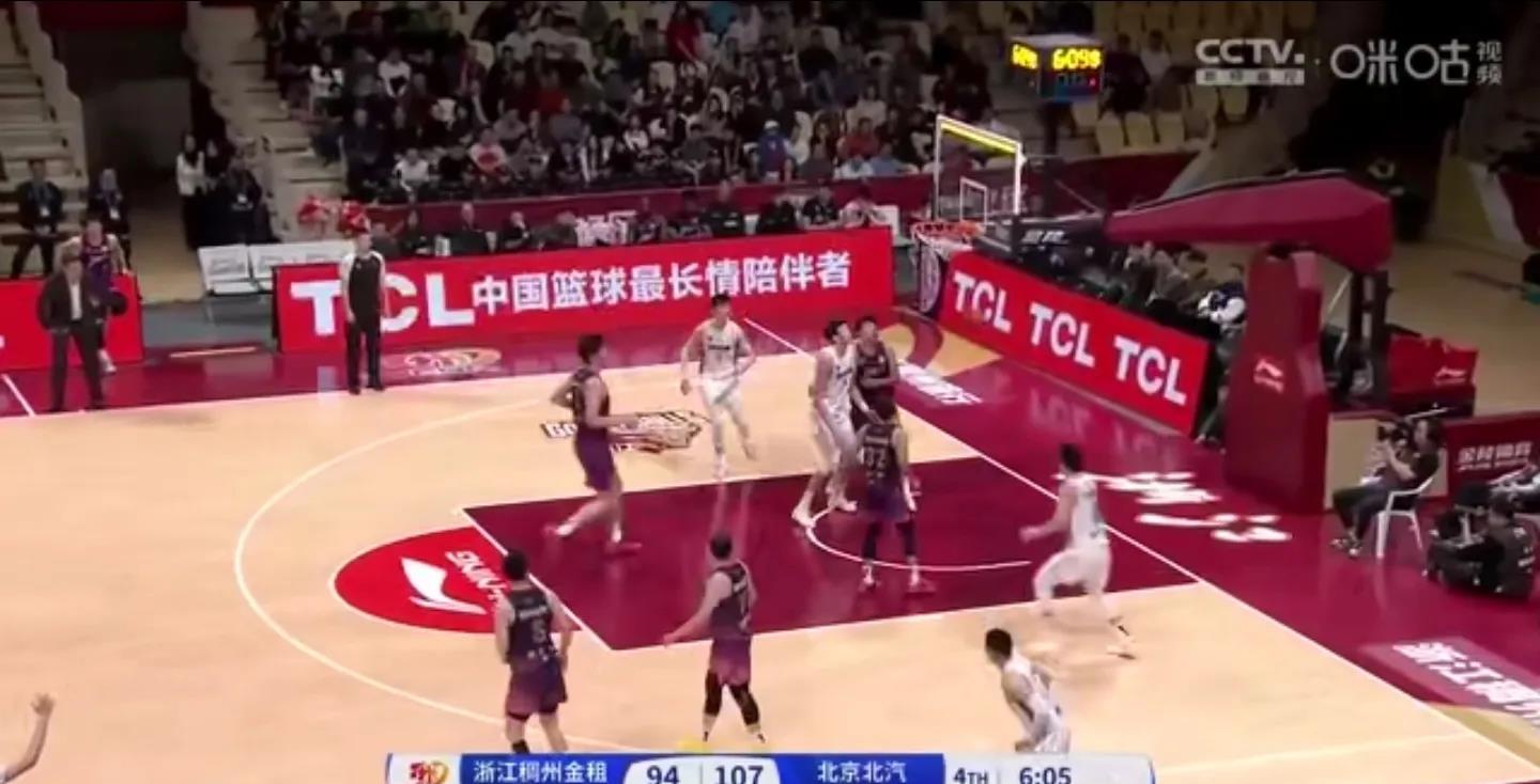 开云体育app-大比分胜利！球队士气高涨备战下一场