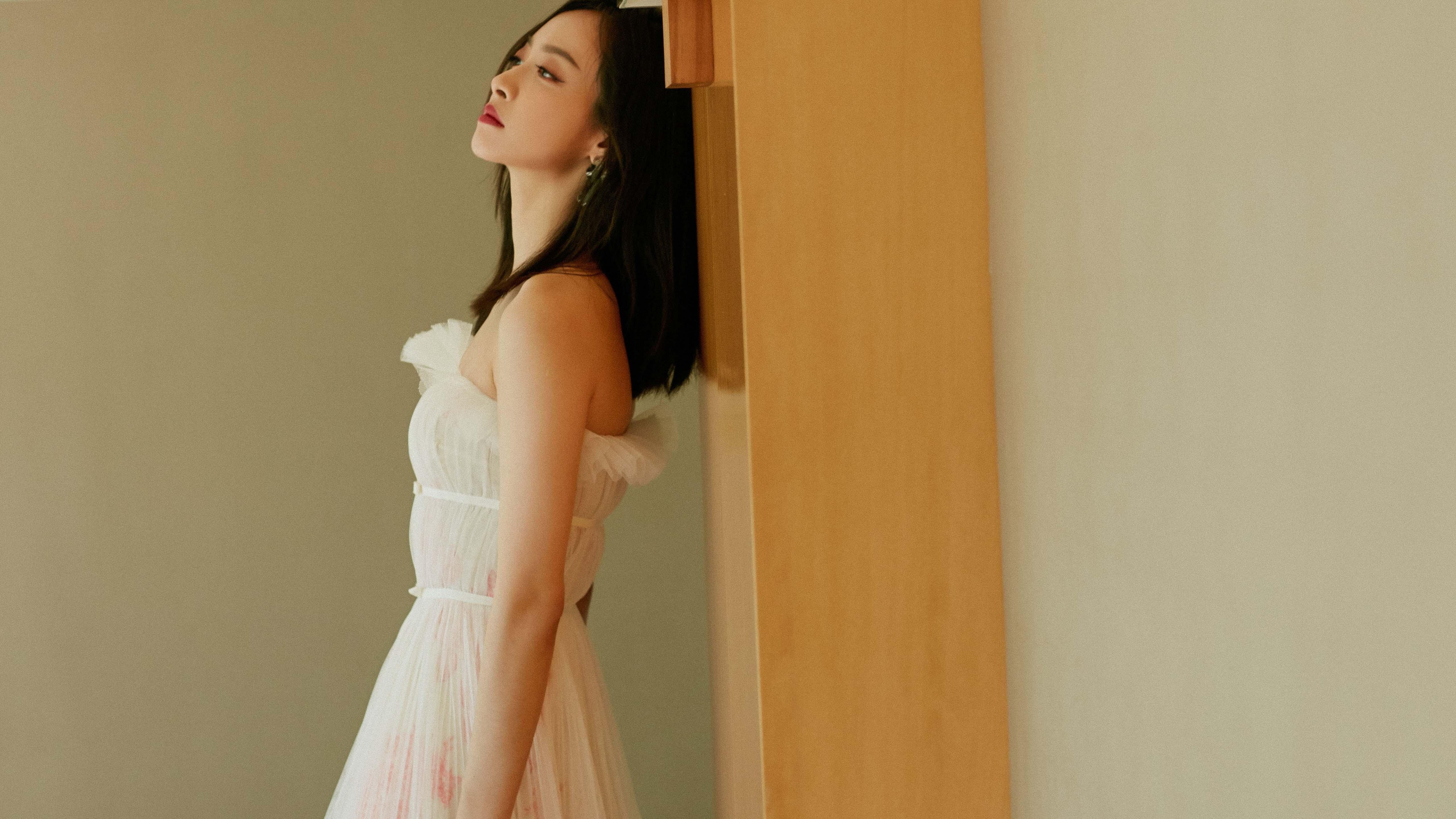 开云体育在线-双重战场，拜仁制霸中国，罗德里成就绿茵与市场关键先生