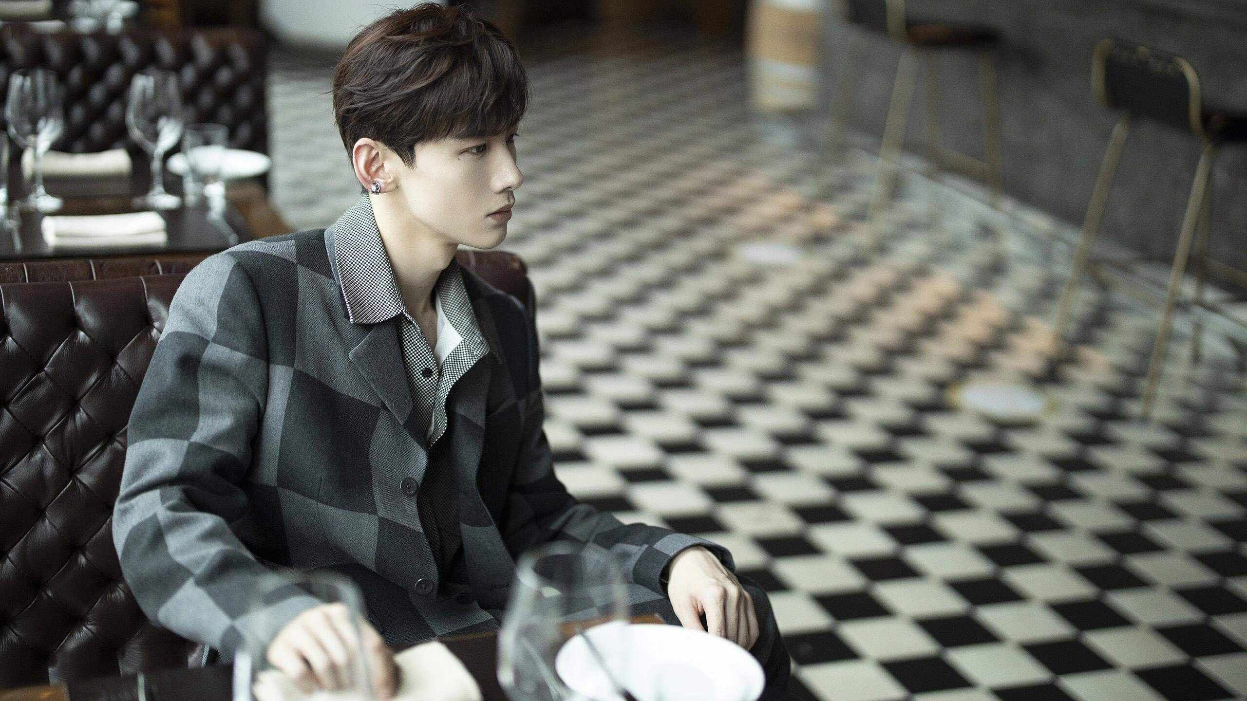 奥运周期关键战，掘金战术棋盘如何锁死雄鹿