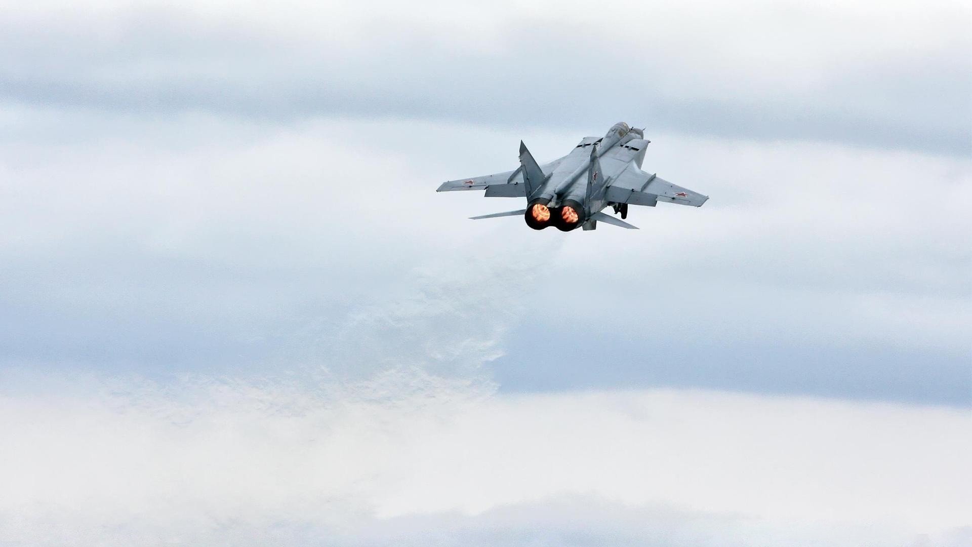 开云体育中国-恩比德，费城午夜的暴君，与一场数学奇迹