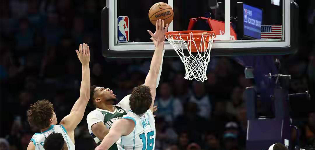 开云体育在线-NBA总决赛焦点战，黄蜂提前终结悬念雄鹿